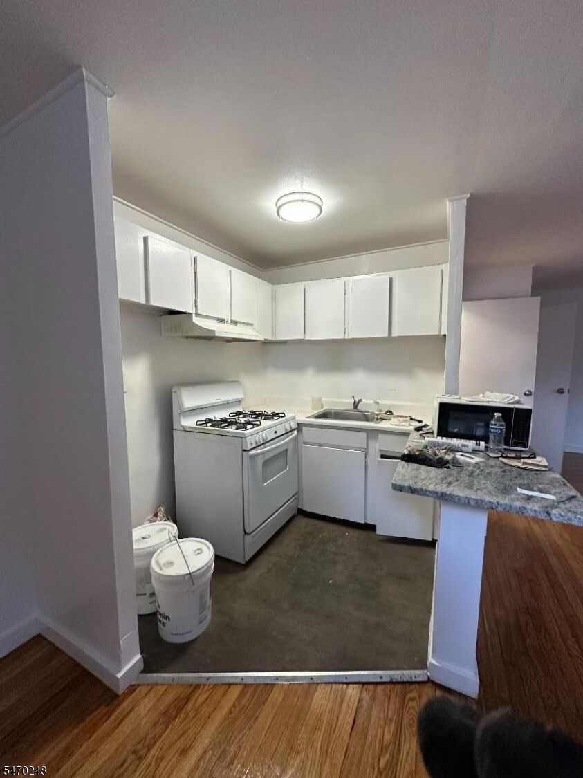 Property Photo: 354 S Orange Ave 1G NJ 07079