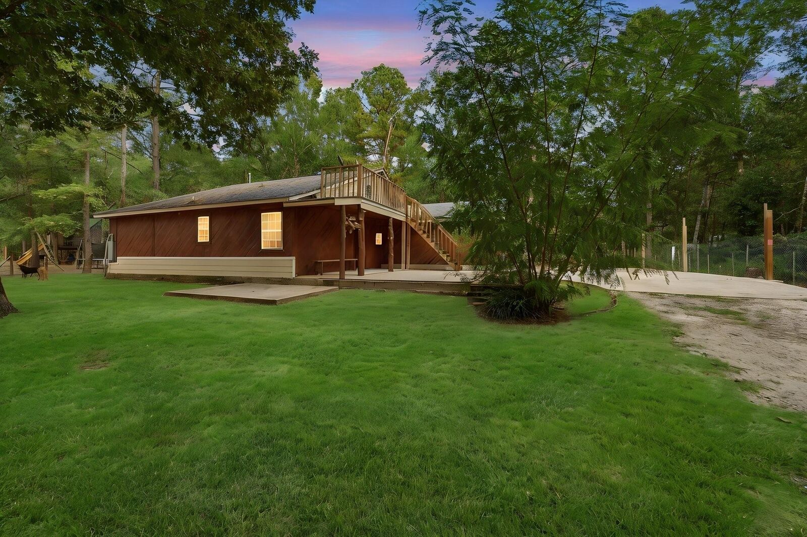 Property Photo:  430 Lee Rd  TX 77328 