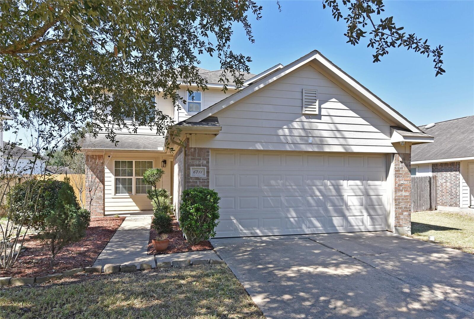 Property Photo: 6711 Haven Forest Lane TX 77469