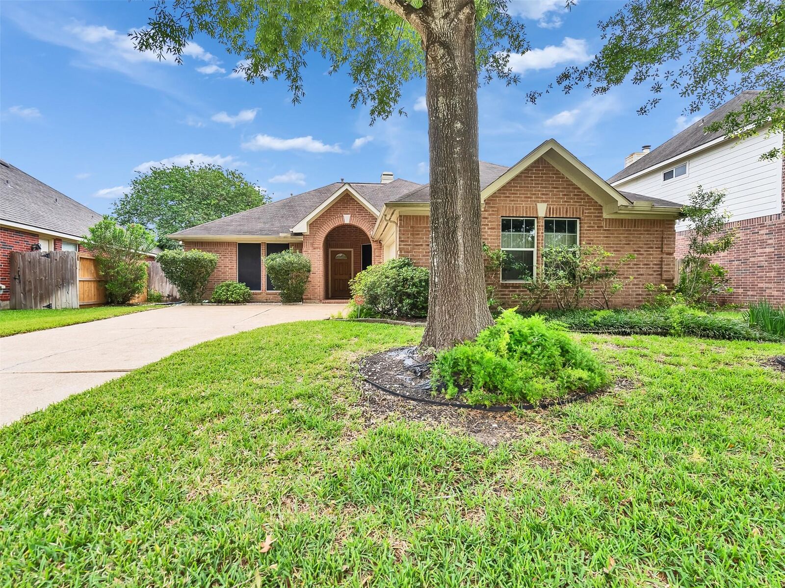 Property Photo: 4123 Ridgepoint Drive TX 77584