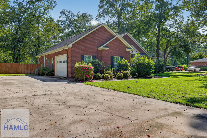 Property Photo: 830 Bradwell Street GA 31313