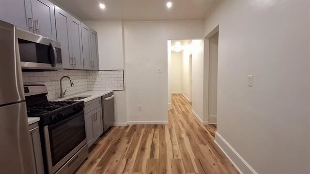 Property Photo:  318 28th St 1R  NJ 07087 