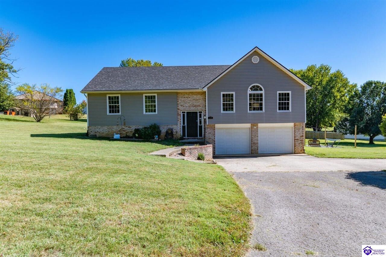 Property Photo: 77 Santana Drive KY 40160