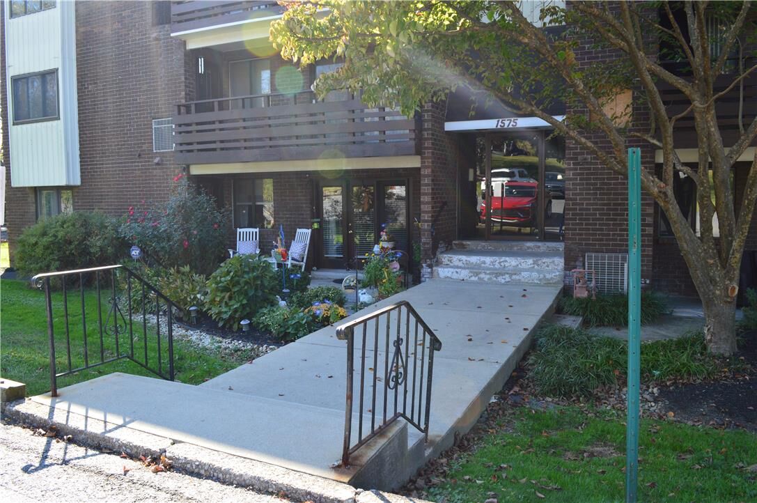 Property Photo: 1575 Creekside Road A20 PA 18052