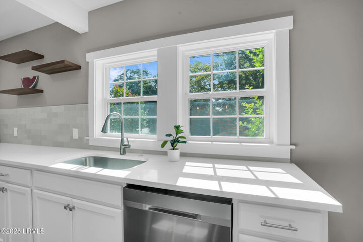 Property Photo: 401 Mulberry Street W SC 29924
