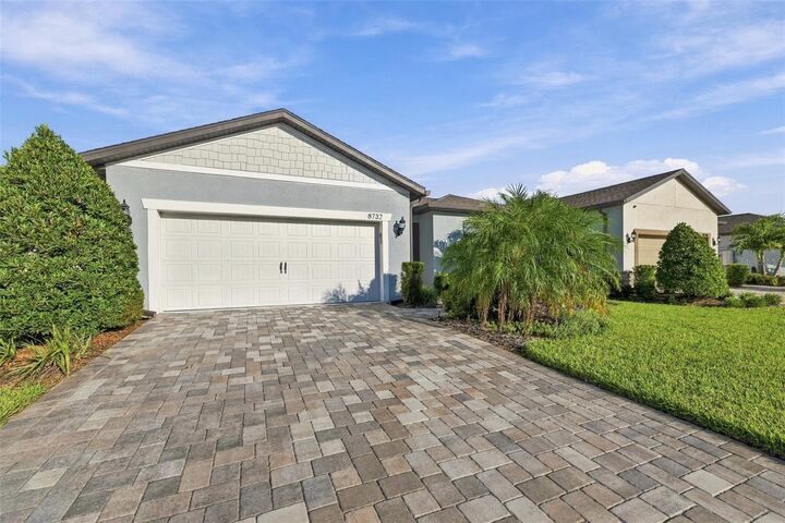 Property Photo: 8732 Ocean Tides Cove FL 34219