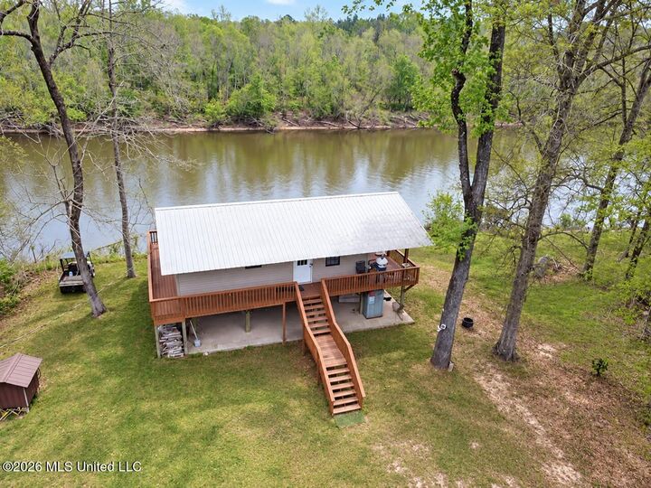 Property Photo:  2933 Benjo Road  MS 39456 