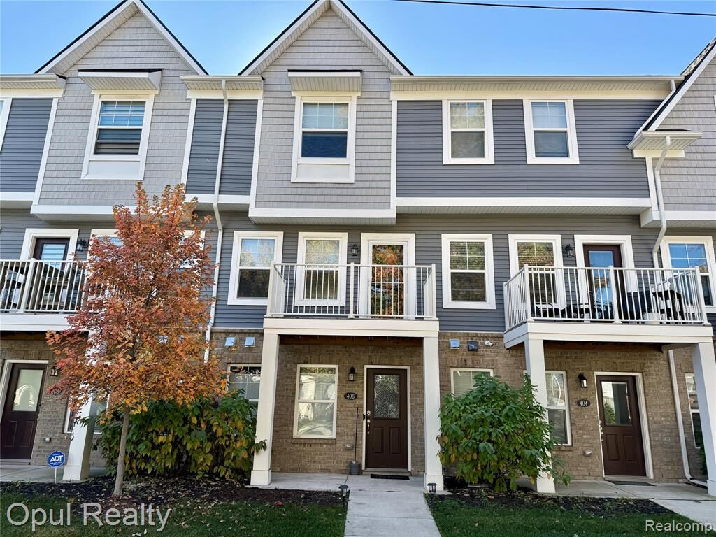 Property Photo:  406 Jeff Keeton Drive  MI 48030 1485 