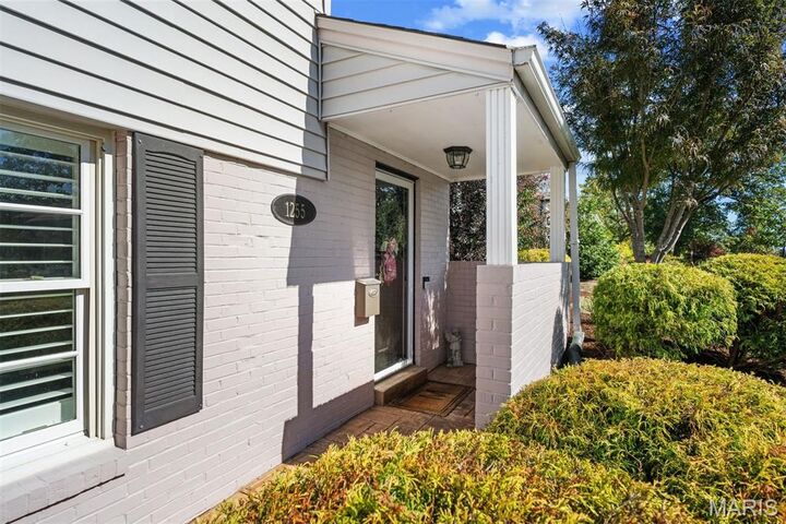 Property Photo:  1255 Brownell Avenue  MO 63122 