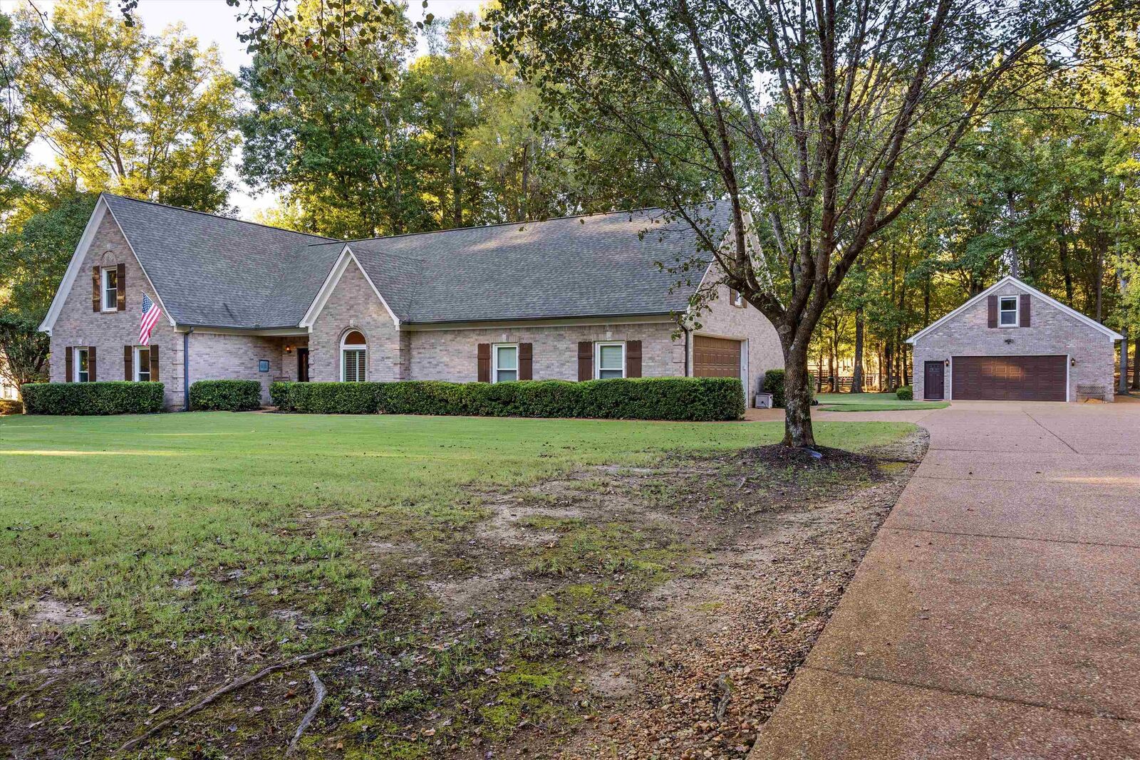 Property Photo: 9960 Holly Grove Rd TN 38018