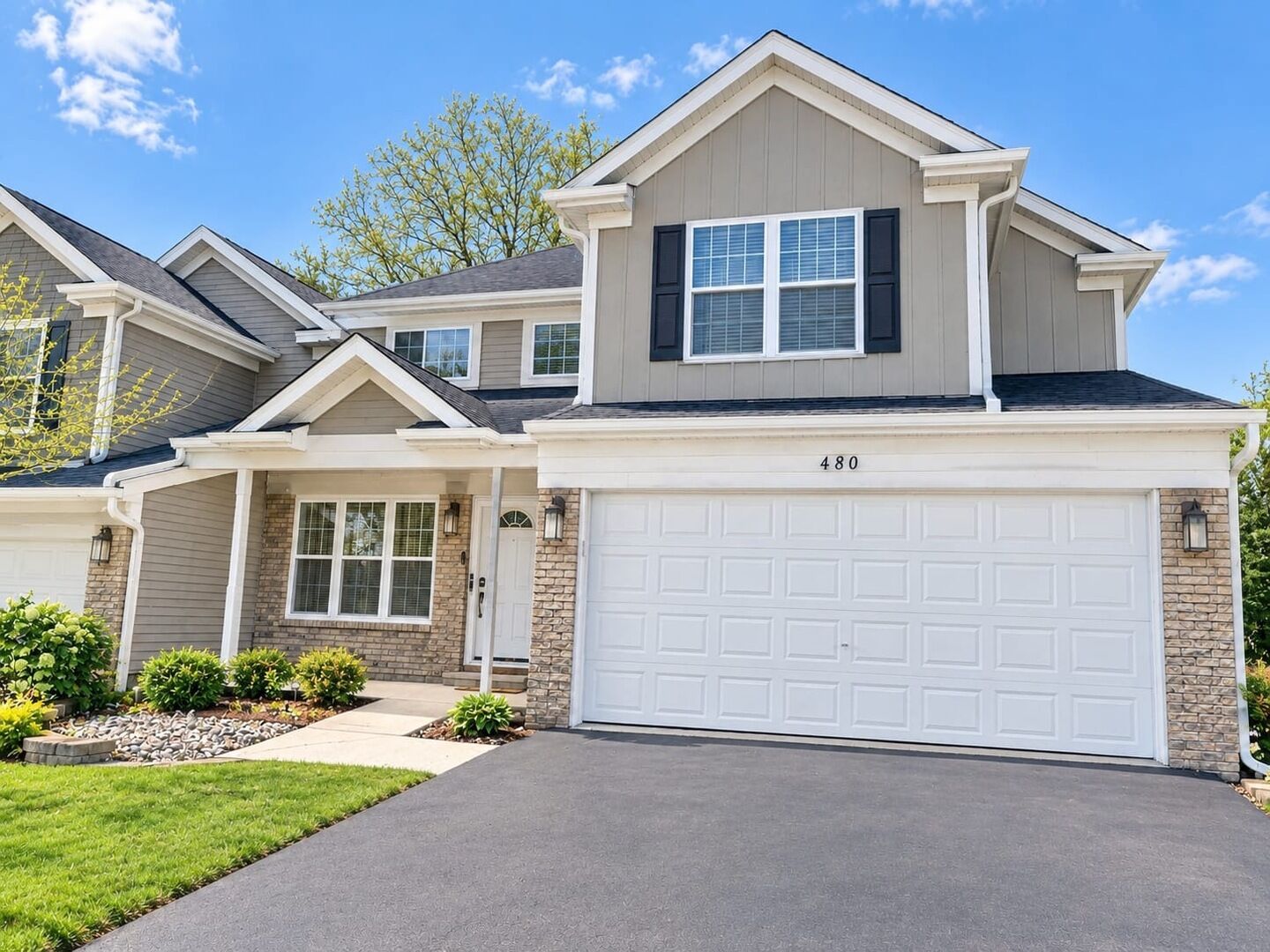 Property Photo: 480 Davinci Circle IL 60440