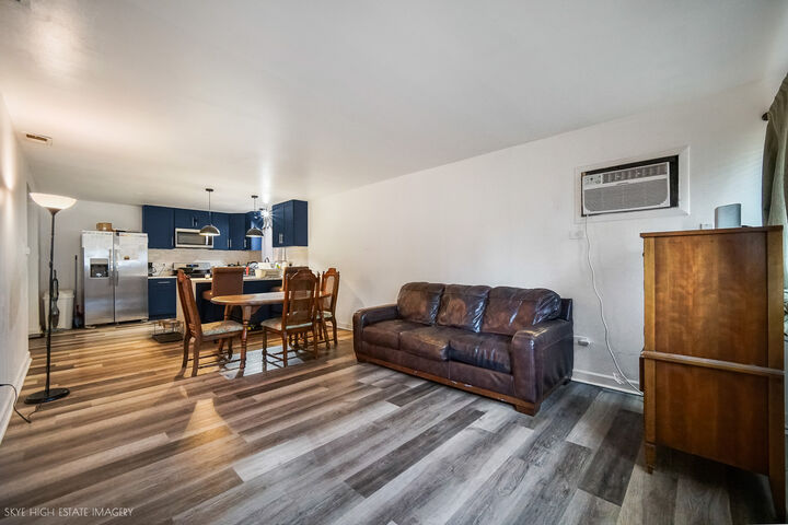 Property Photo: 322 Luella Avenue IL 60409
