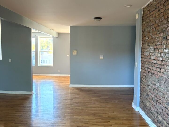 Property Photo:  1419 E 68th Street 3  IL 60637 