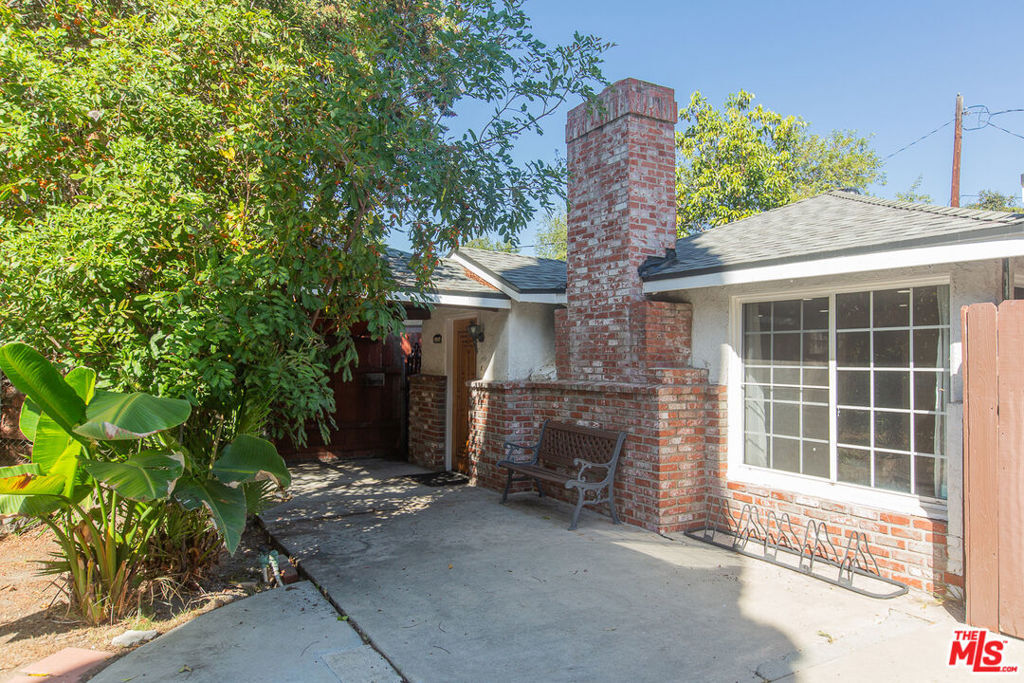 Property Photo:  74 Pinecrest Drive  CA 91030 
