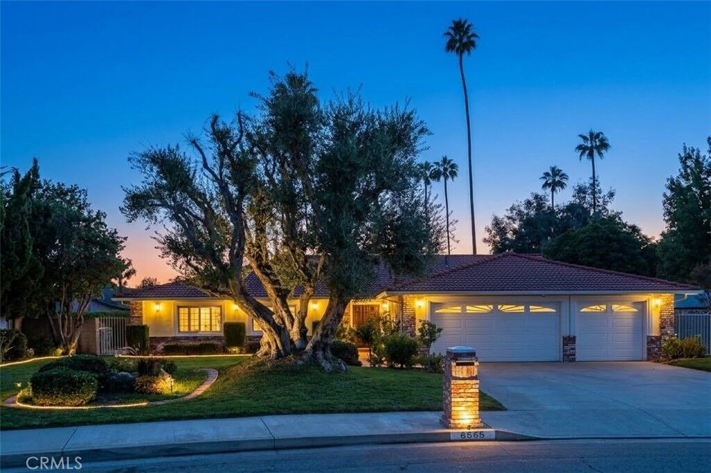 Property Photo: 6565 Lorraine CA 92506