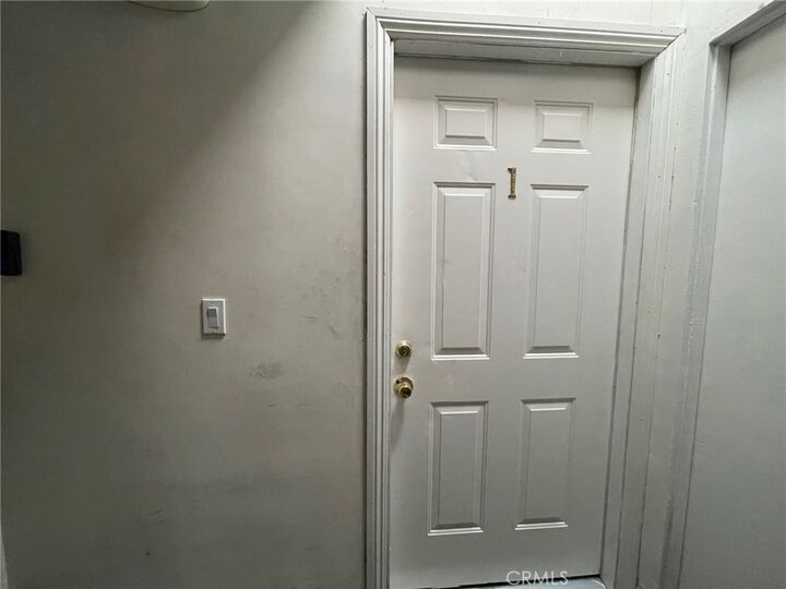Property Photo:  755 Yale Street 1  CA 90012 