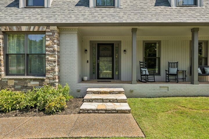 Property Photo:  2039 Sunny Side Dr  TN 37027 