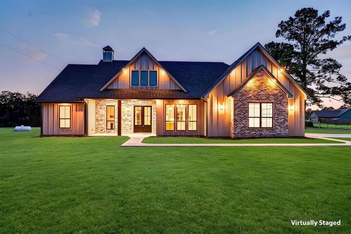 Property Photo:  121 Welch Hill Top Rd  TX 75901 