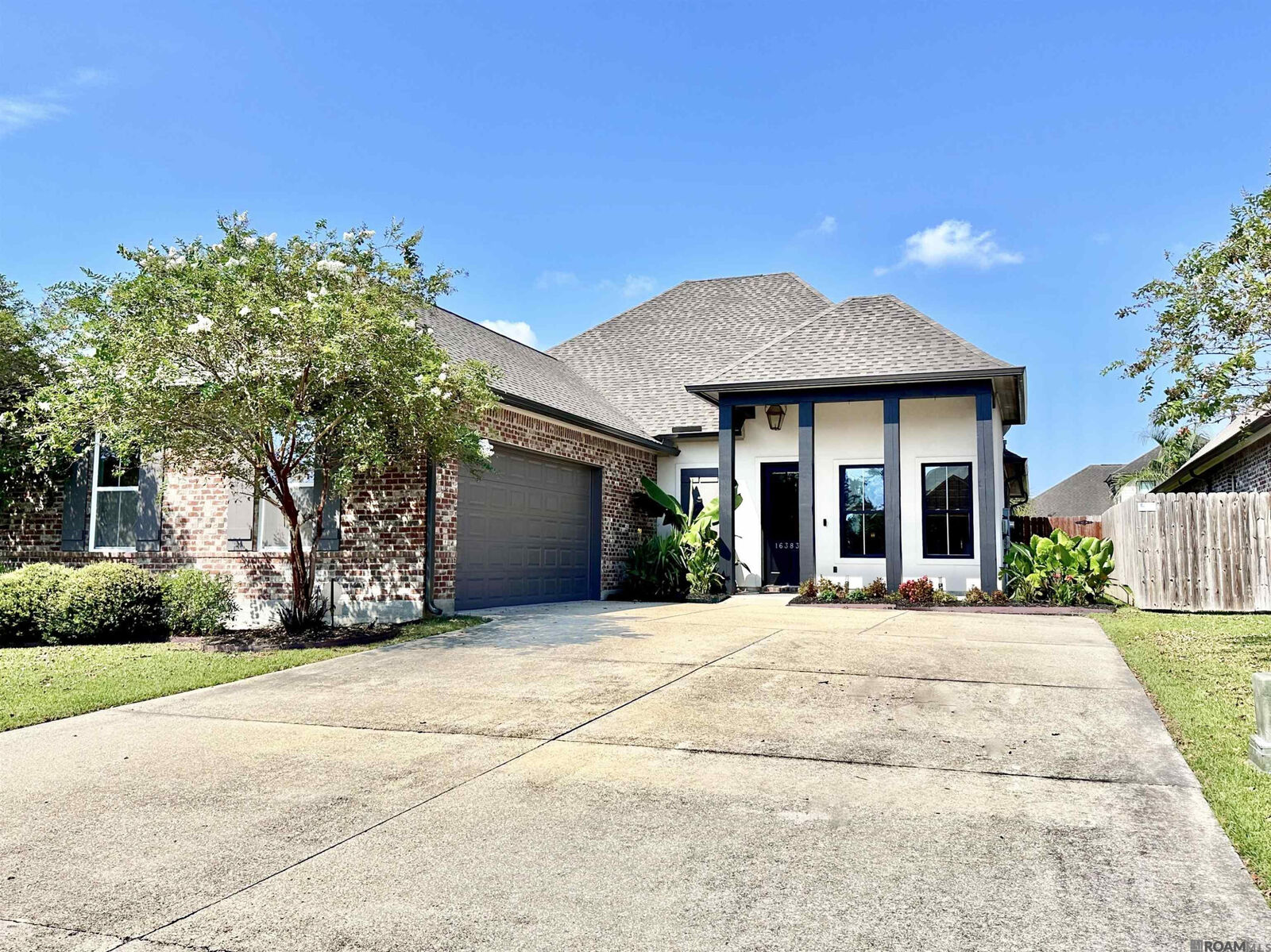 Property Photo: 16383 Anna Belle Dr LA 70769