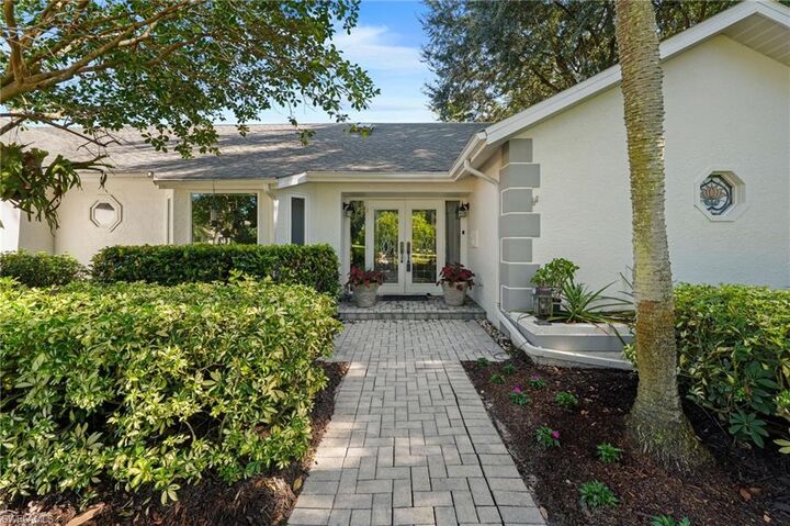 Property Photo: 1929 Empress Ct FL 34110