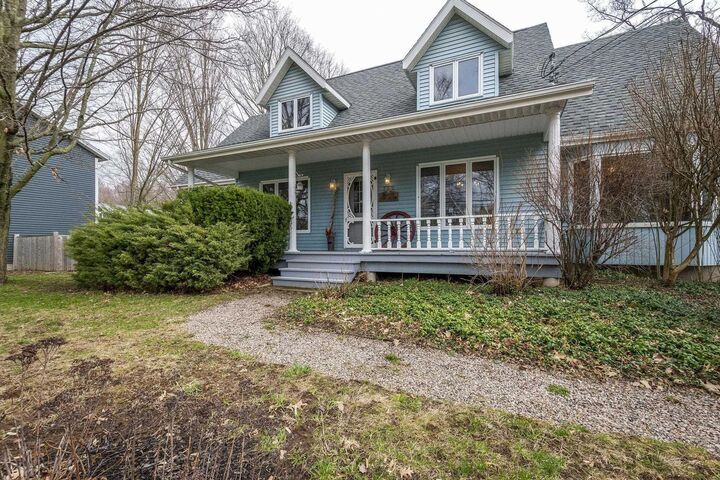 Property Photo:  752 Main Street  NS B0P 1R0 