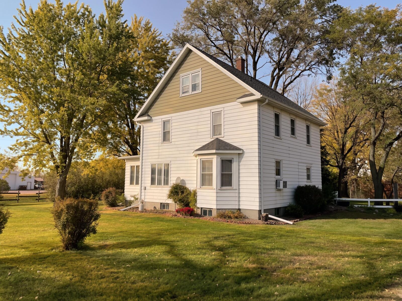 Property Photo: 38956 County Road 24 MN 56087