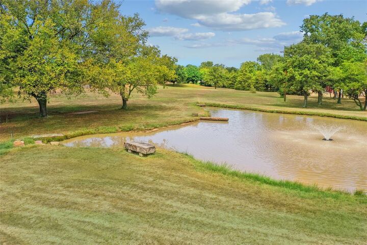 Property Photo: 1570 Karen Drive TX 76226