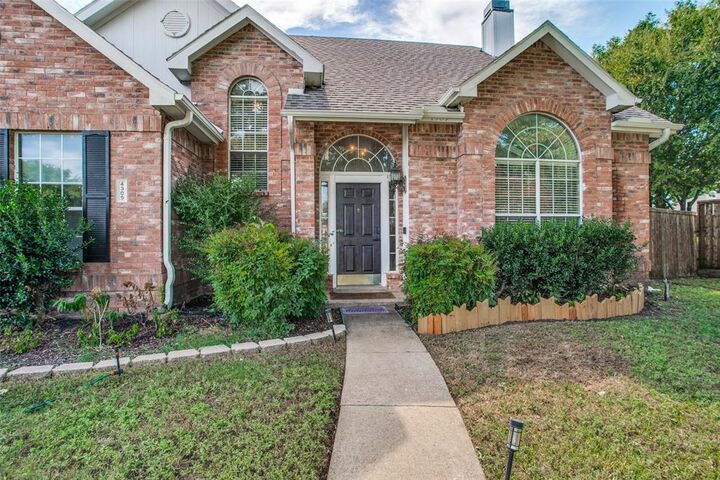 Property Photo:  4309 Sarasota Lane  TX 75070 