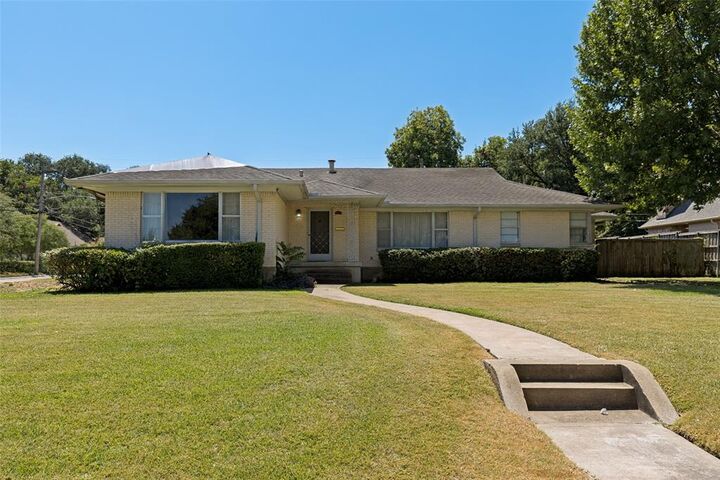Property Photo: 6948 Wabash TX 75214