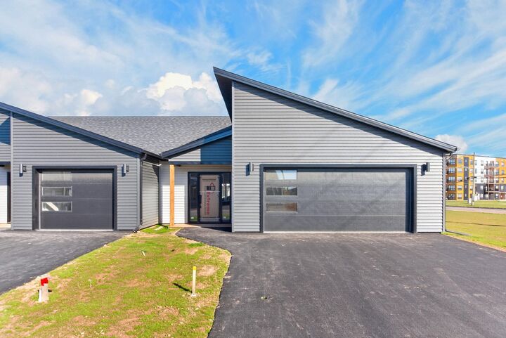 Property Photo:  179 Key Avenue  PE C1N 6G3 