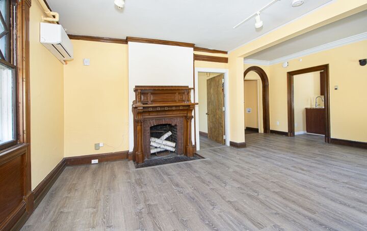 Property Photo:  963 Main 1  MA 01524 