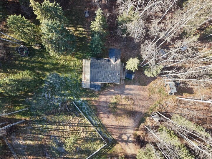 Property Photo: 861070 Hwy 743 AB T0H 1J2