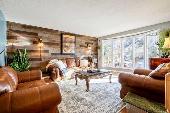 Property Photo: 11147 Braeside Drive SW AB T2W 1C2