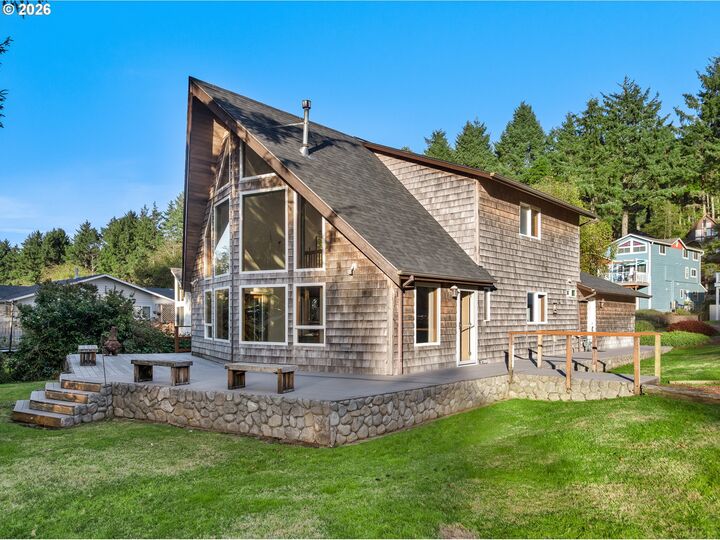 Property Photo: 3788 Coho Pl OR 97110