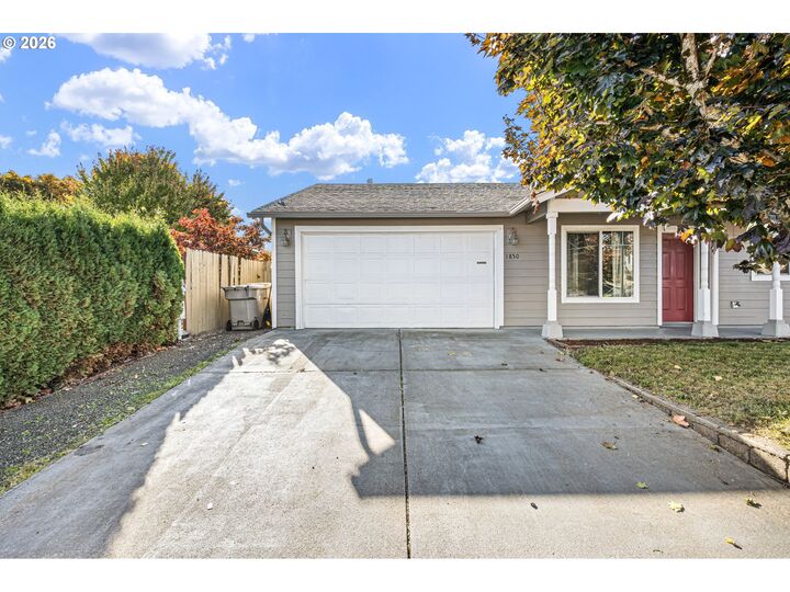 Property Photo: 1850 Becca Ct OR 97322