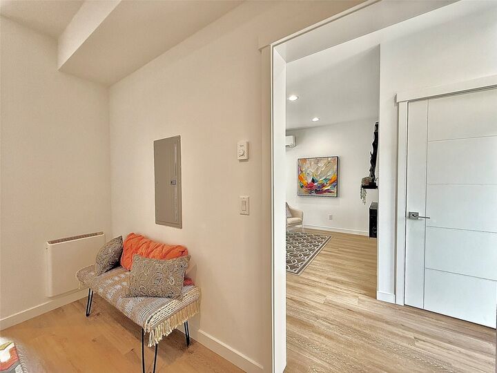 Property Photo: 708 N 102nd WA 98133