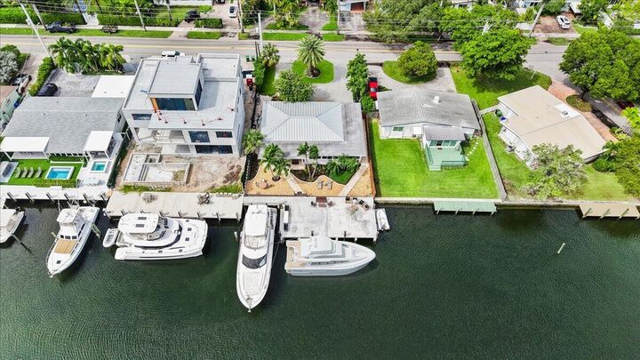 Property Photo: 1310 Cordova Road FL 33316