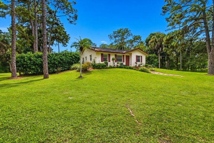 Property Photo: 9242 166th Way N FL 33478
