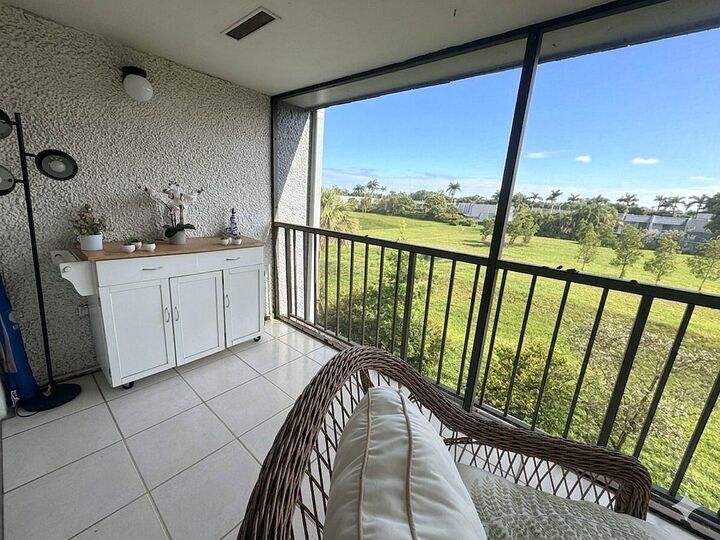 Property Photo:  4284 Deste Court 304  FL 33467 