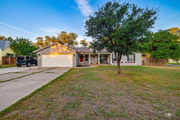 Property Photo:  1401 Mackenzie Street  TX 76901 