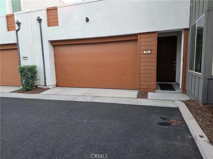 Property Photo: 180 Episode CA 92618