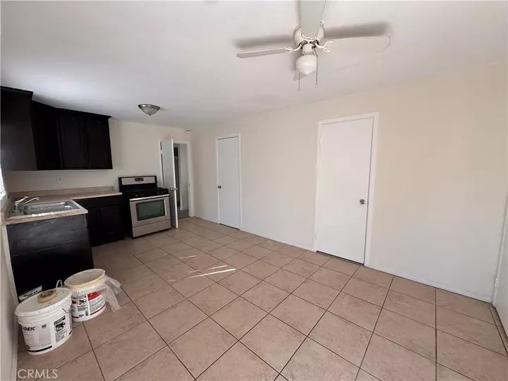 Property Photo:  4120 N Mountain Drive 4  CA 92407 