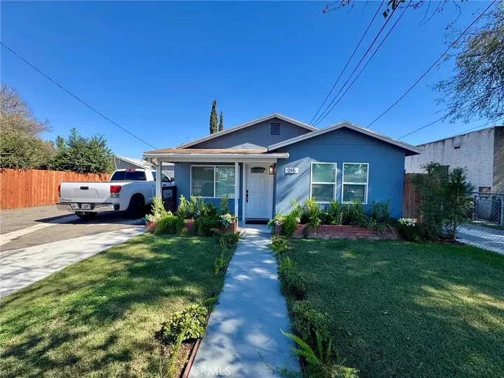 Property Photo:  215 N McClay Street  CA 92701 