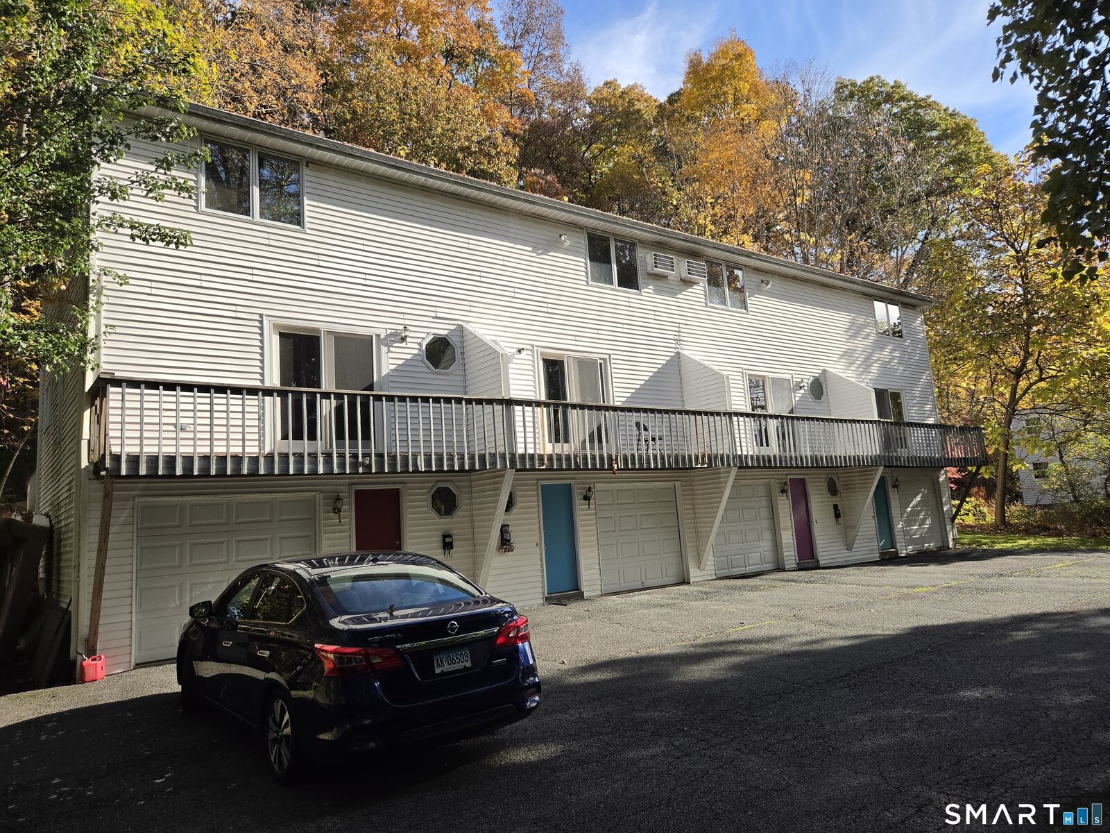 Property Photo: 1730 Farmington Avenue CT 06085