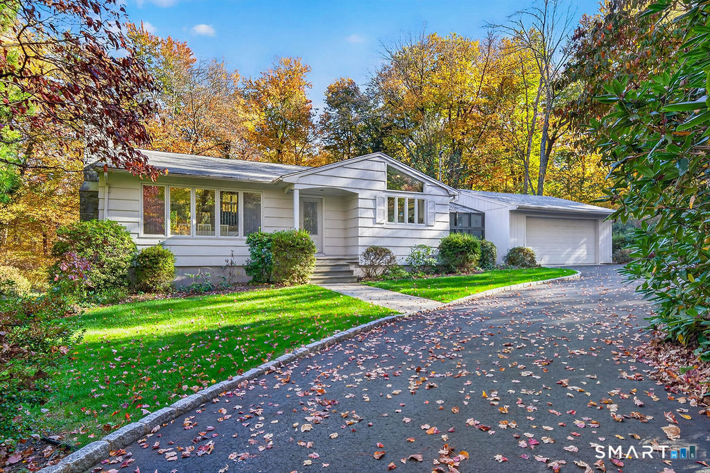 Property Photo: 814 Amity Road CT 06524