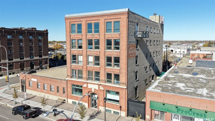 Property Photo:  2128 Dewdney Avenue 500  SK S4R 1H2 