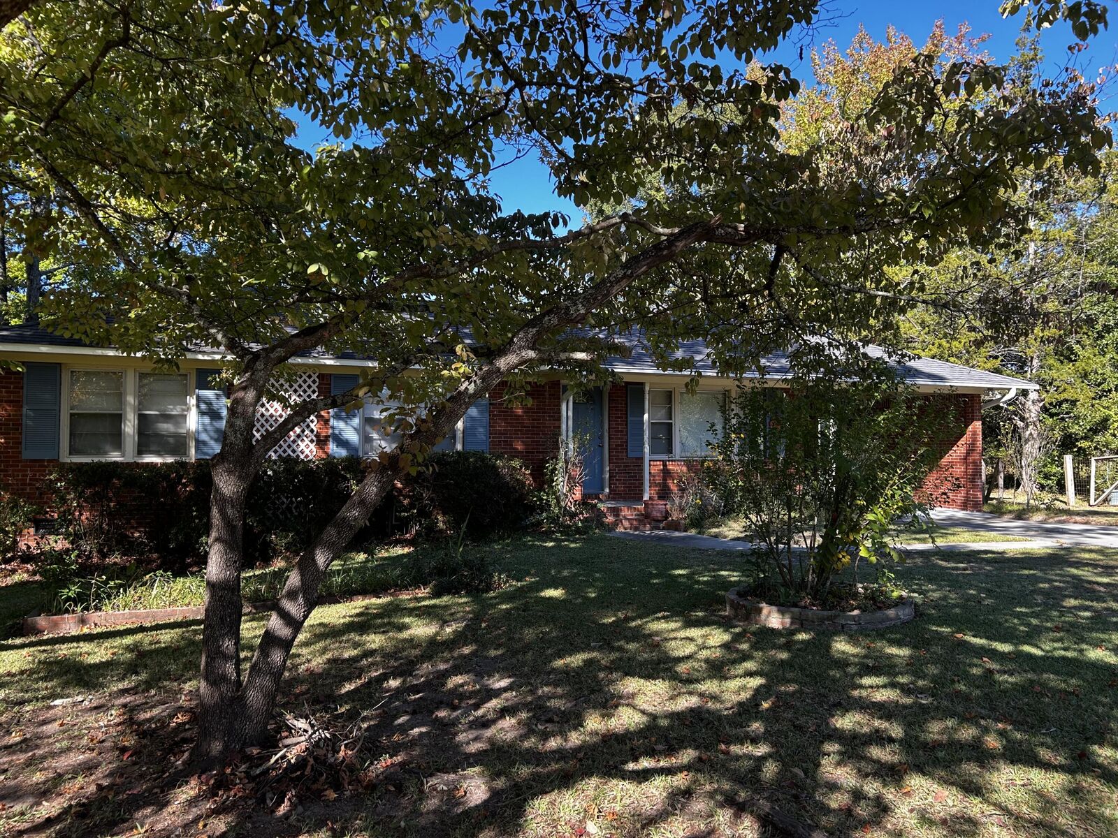 Property Photo: 2414 Hunt Club Road SC 29154