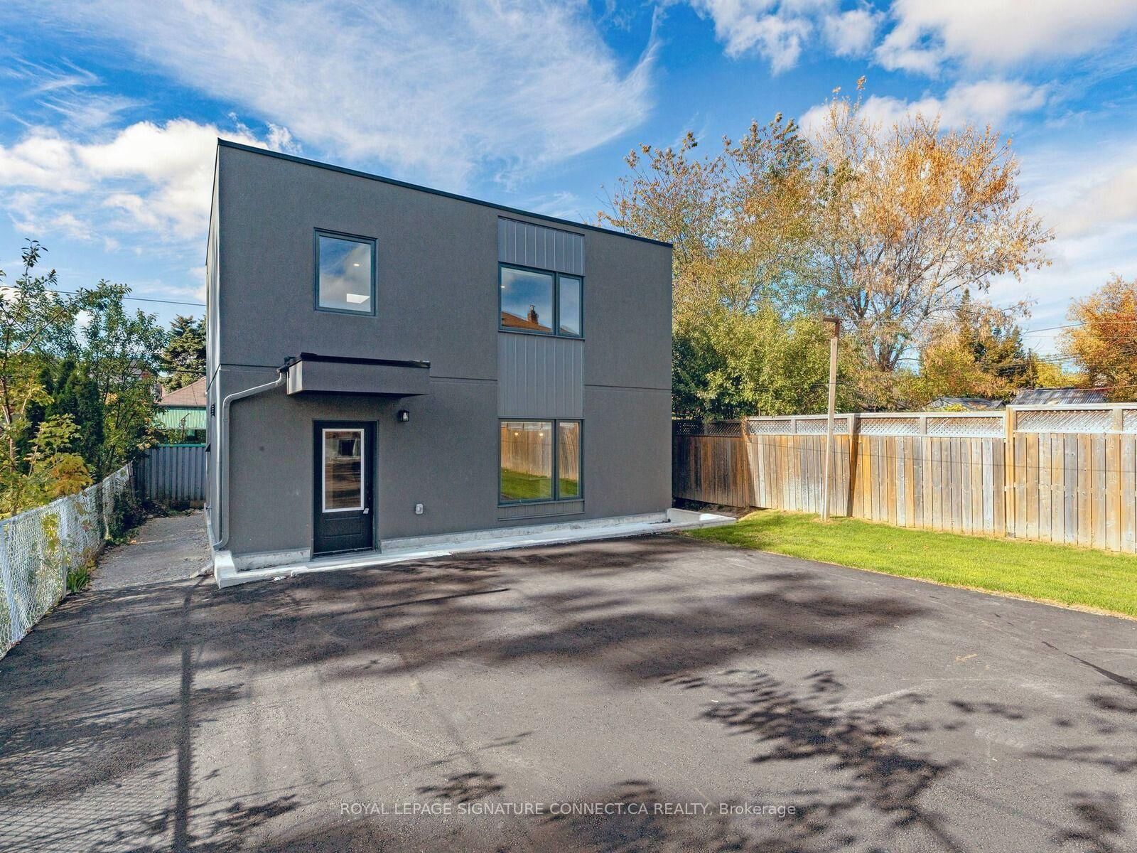 Property Photo:  30 Snider Avenue Gsuite  ON M6E 4R9 