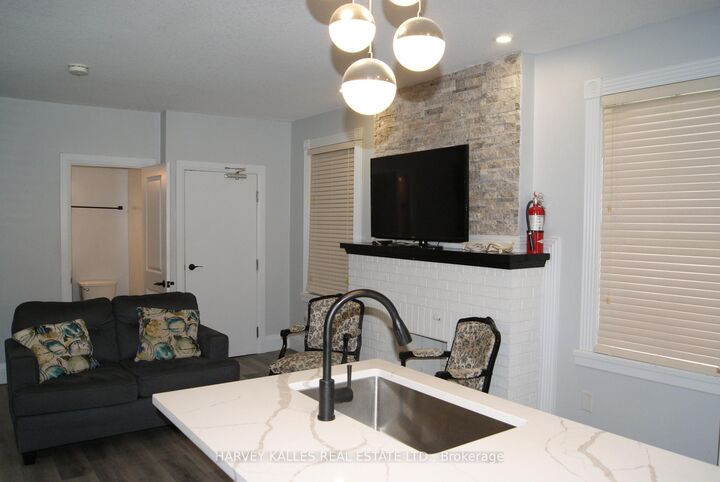 Property Photo:  70 Centre Street W Main/Back  ON N7G 1T8 