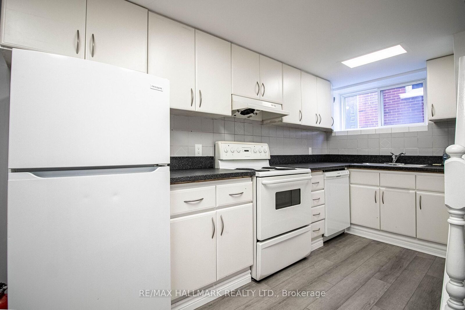 Property Photo: 123 Dunn Avenue 300 ON M6K 2R8